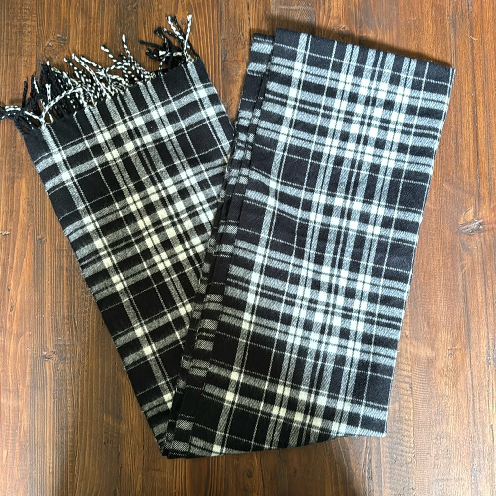 Banana Republic Scarf